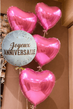 Bouquet de Ballons Anniversaire – Cœurs Roses & Ballon “Joyeux Anniversaire”