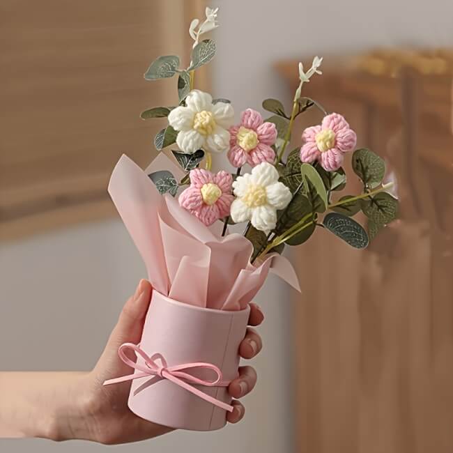 Image 1 Bouquet de fleurs en crochet avec vase rose – Fait main