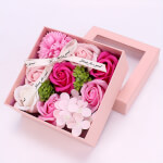 Vignette 1 Coffret 9 roses de savon – Boîte cadeau élégante – Cadeau personnalisé pour toutes occasions
