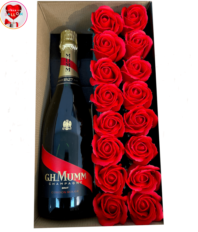 Image 1 Ballon Coeur rouge et sa Love Box à Personnaliser, 16 Roses Rouges de Savon avec sa Bouteille de Champagne Mumm By Livrer un Ballon