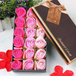 Vignette 3 Bouquet de Ballons 3 coeurs rosé+Coffret de roses de Savon.   by Livrer un ballon