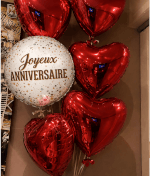 Vignette 3 Bouquet de Ballons Hélium « Joyeux Anniversaire » – Cœurs Rouges