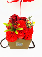 Vignette 3 Fleurs roses rouges savon + Happy birthday